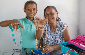 Image for Recycled bottles turn to revenue through jewelry making workshops in Colombia